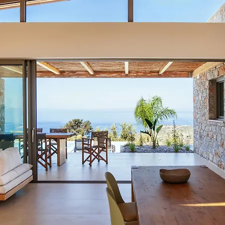Alisseos Villa *