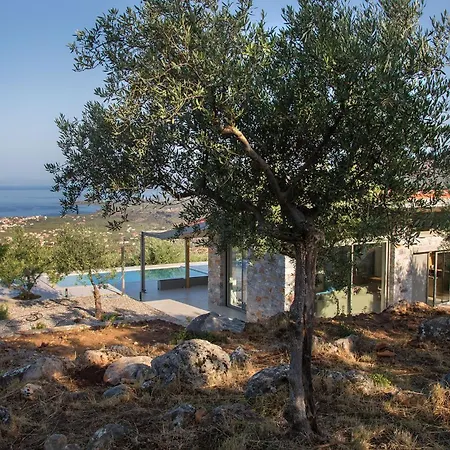 Villa Alisseos *