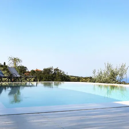 Villa Alisseos